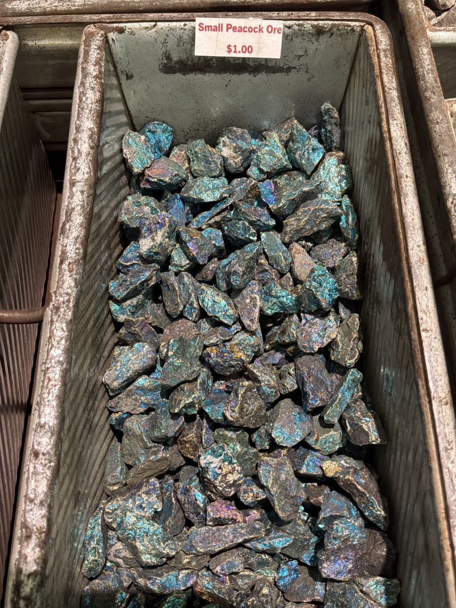 Peacock Ore Small